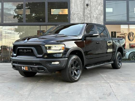 RAM 1500 5.7 V8 GASOLINA REBEL CD 4X4 AUTOMÁTICO RAM 1500 5.7 V8 GASOLINA REBEL CD 4X4 AUTOMÁTICO
